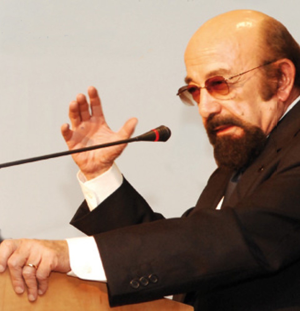 Alfonso Caycedo