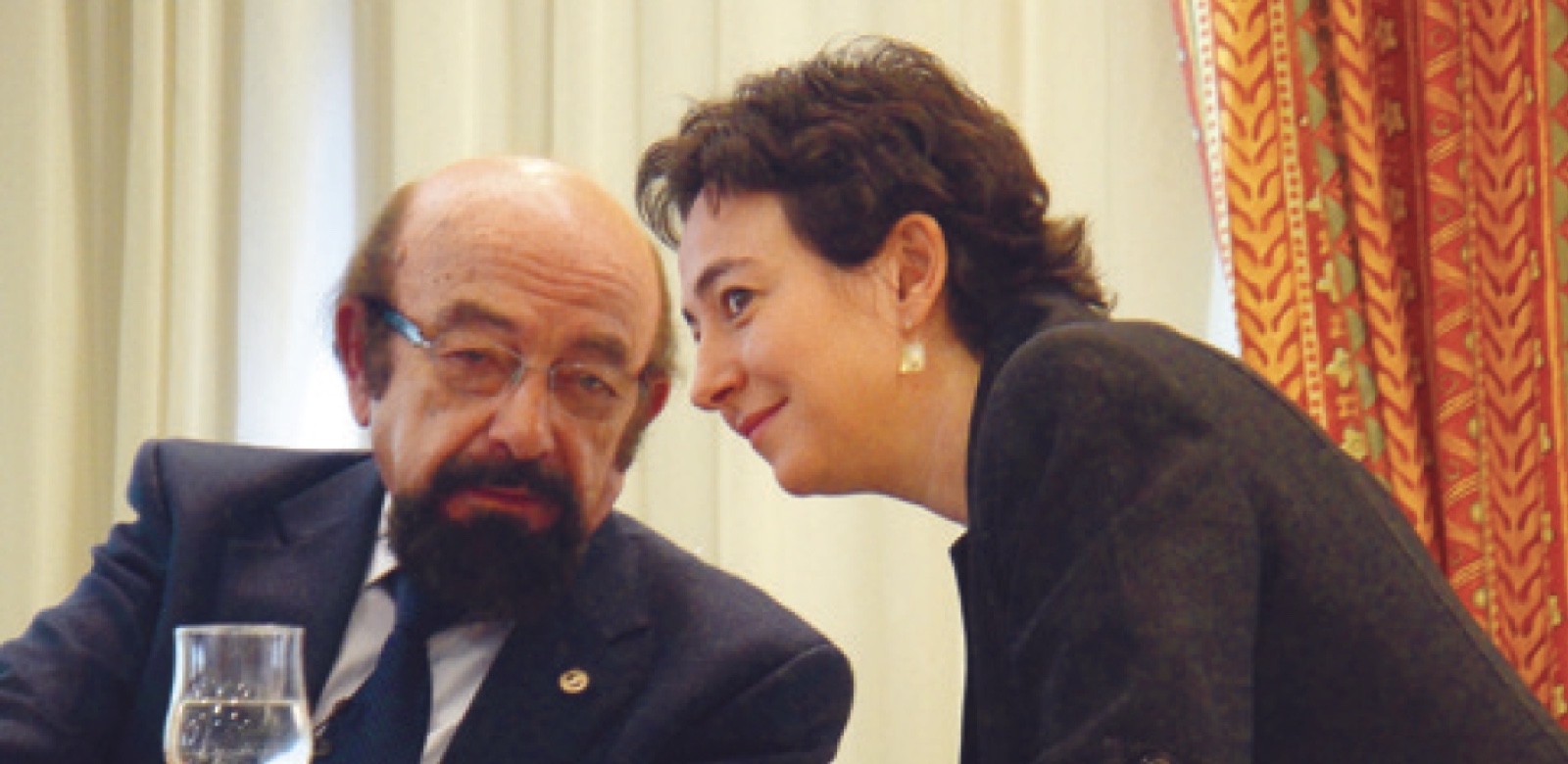 El Prof. Alfonso Caycedo y la Dra. Natalia Caycedo en un acto de Sofrología Caycediana
