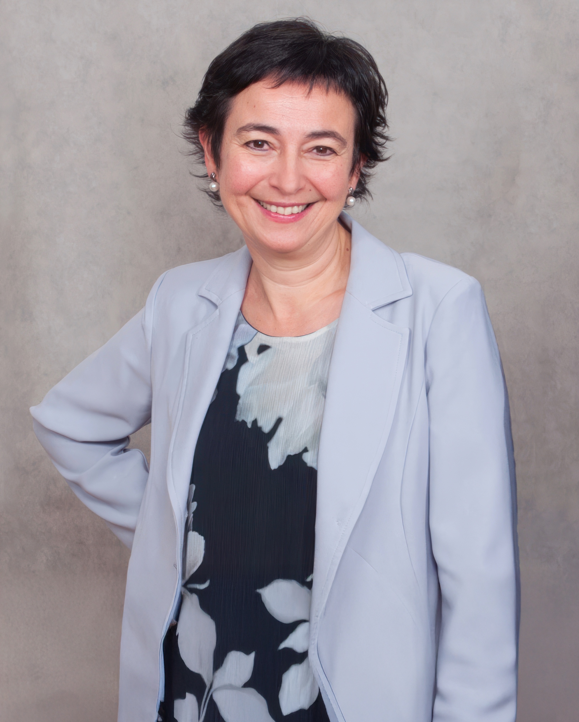 Retrato de la Dra. Natalia Caycedo, directora científica del Instituto