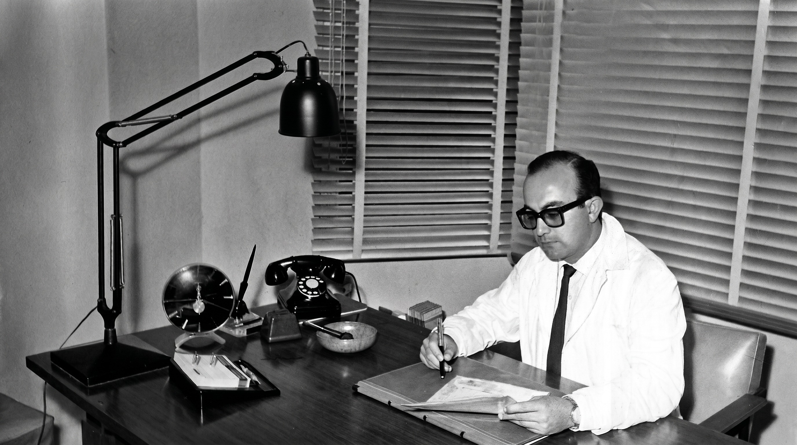 Profesor Alfonso Caycedo, fundador de la sofrología